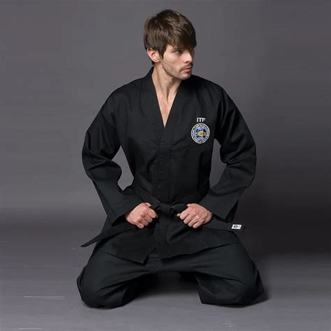 Black ITF Taekwondo Uniform Dobok-in Other Fitness & Bodybuilding ...