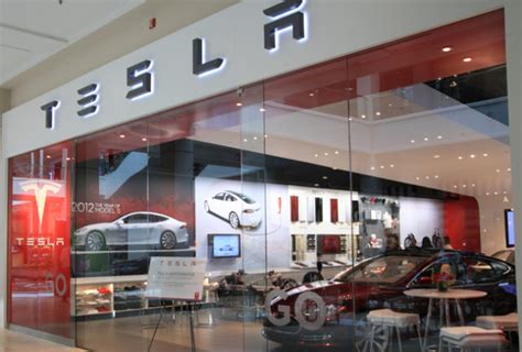 Tesla's 'gallery' in Greenwich collides with DMV - Westfair Communications