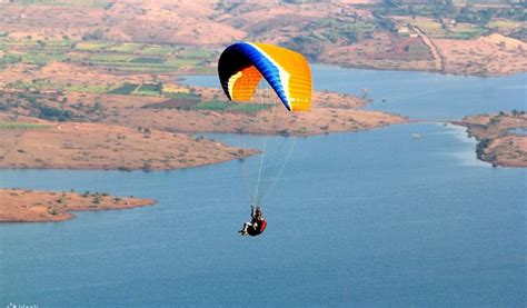 A Guide to Paragliding in Kamshet: Above the Clouds in the Western Ghats