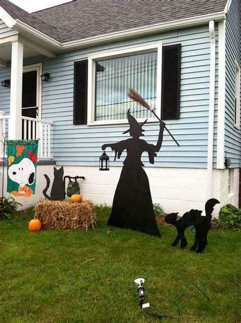 Exquisite Outdoor Halloween Decoration Ideas - Festival Around the World