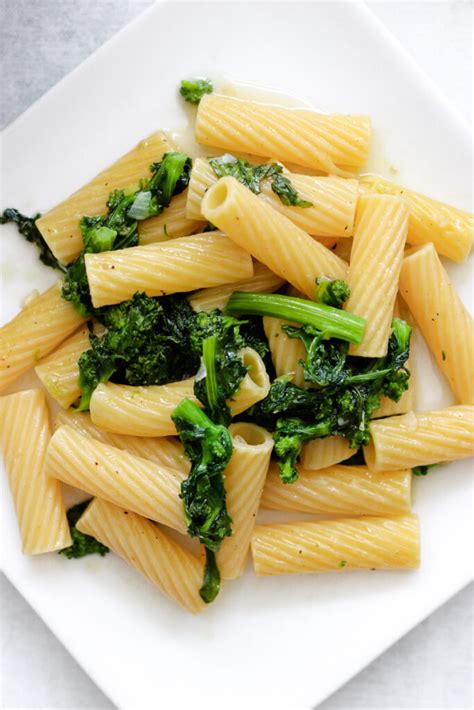 Easy Pasta with Rapini Recipe - Savoring Italy