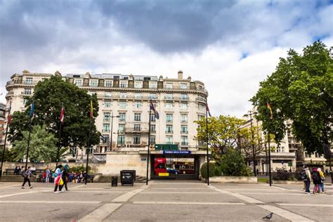 Marble Arch London Tube Station Entrance Stock Photos - Free & Royalty-Free Stock Photos from ...