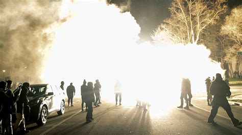 Protesters clash with police in Brooklyn Center, Minnesota | Fox News