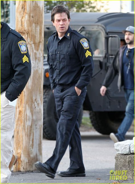 Mark Wahlberg Sports Two Black Eyes & Police Uniform for 'Patriot's Day ...