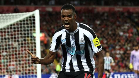 Alexander Isak tipped to emulate Newcastle United hero after 'fantastic ...