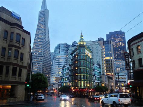 San Francisco in the Rain [3624 x 2448] [OC] : r/CityPorn