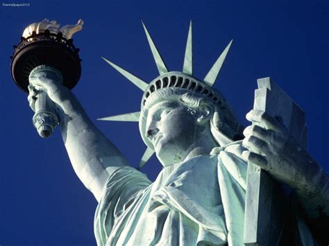 Celebs Sensation: Statue of Liberty wallpaper