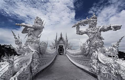 This Majestic White Temple In Thailand Looks Like A Fairytale | DeMilked