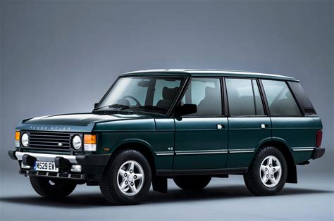 Land Rover Heritage Division to Offer Parts for Older Models