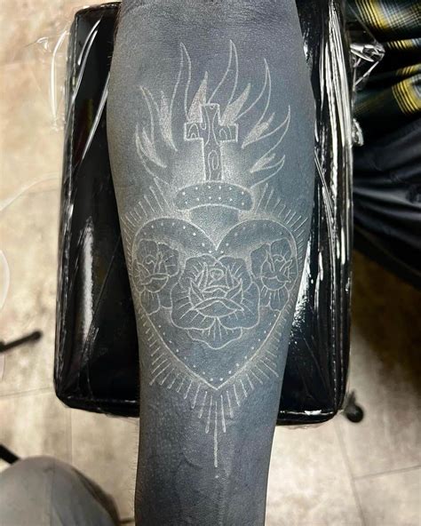 Blackout Tattoo With White Ink (Can You Use White Ink On A Blackout ...