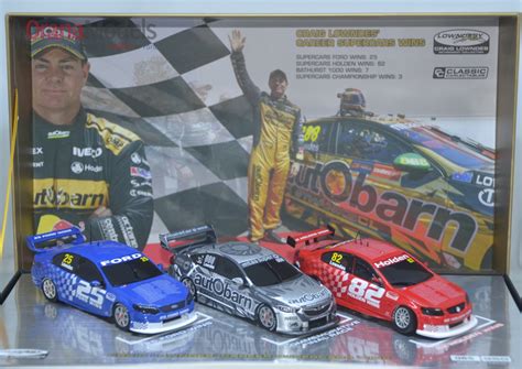 1:43 Craig Lowndes Retirement Set of 3 * 43673 - Orana Model Cars