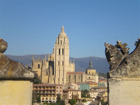 Cathedral Segovia, Spain | Segovia, Empire state building, Cathedral