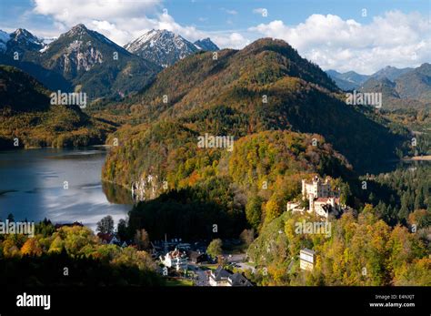 Schloss Hohenschwangau castle, Bavaria, Germany Stock Photo - Alamy