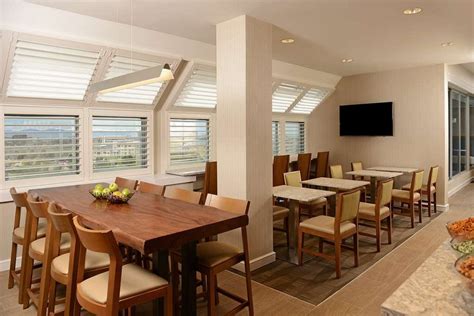 THE INVERNESS DENVER, A HILTON GOLF & SPA RESORT $144 ($̶1̶9̶0̶ ...