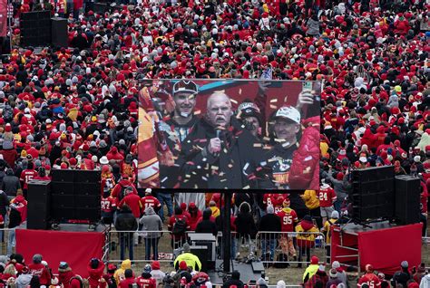 Photos: Kansas City Super Bowl parade 2023 | KCUR - Kansas City news ...