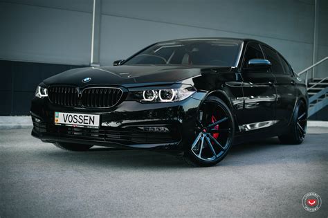 Carbon Black Metallic G30 BMW 5-Series with Vossen Wheels | BMW Car Tuning BLOG