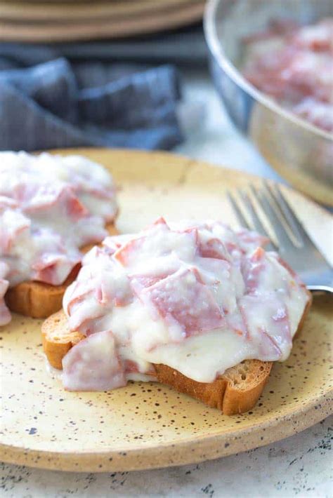 Chipped Beef on Toast | Create Kids Club