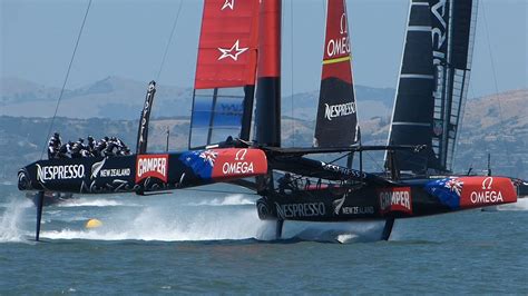 America's Cup: Teams Foiling on San Francisco Bay, May 24 2013 - YouTube