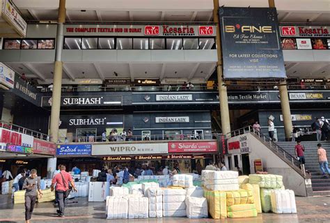 Surat’s textile business is plummeting – but support for the BJP ...