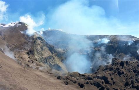 The Best Guide to Hiking Mount Etna | The Planet D