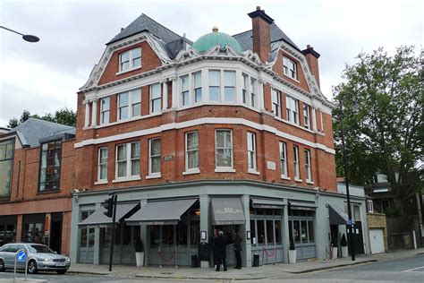 Beaufort House, Chelsea, SW3 | A large former pub, now an up… | Flickr