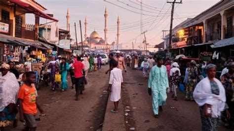 Isese festival: Ilorin clerics and di religious kasala wit traditional worshippers for di city ...