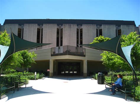 Northern Virginia Community College, Annandale - Wikipedia