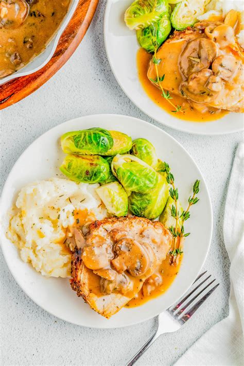 Quick Mushroom Gravy (No Drippings!) - Averie Cooks