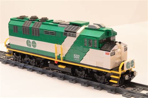 Lego GO Train F59PH Locomotive | GO Transit runs commuter tr… | Flickr