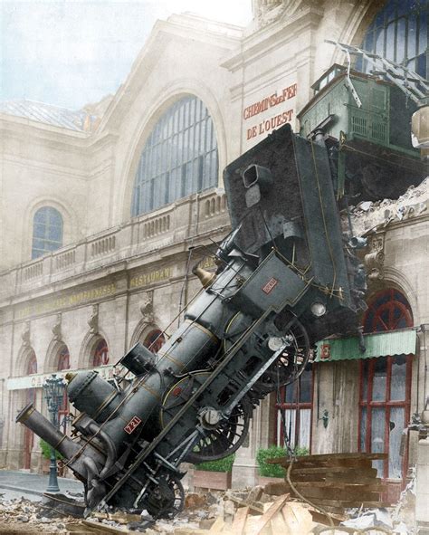 Montparnasse Derailment 22 October 1895 [1000x1249] [Colorized] | Old photos, Train wreck ...