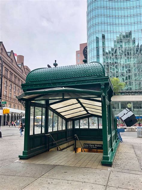 EV Grieve: Green days: A paint job for the iconic Astor Place subway entrance