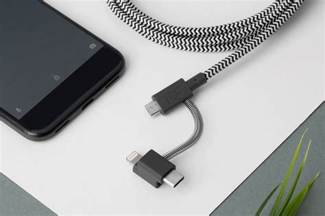 Stay Connected with These Clever Tech Accessories | InMotion Stores