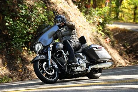 15 Best Motorcycle Rides in the USA