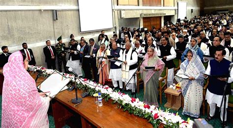 BANGLADESH-DHAKA-MPS-OATH-TAKING