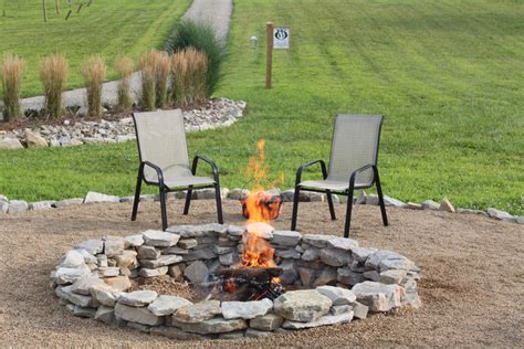 How To Create A Beautiful, Inexpensive Backyard Fire Pit