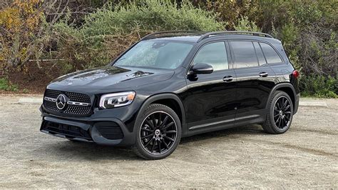 2020 Mercedes-Benz GLB250 review: Fitting in and standing out - CNET