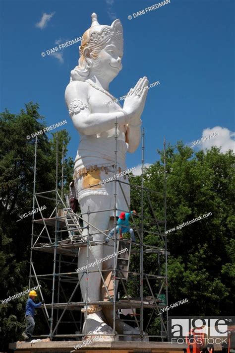 Construction of a giant 50-foot tall statue of Lord Hanuman at a Hindu ...