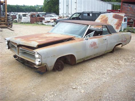 1963 Pontiac Grand Prix Parts Car 3