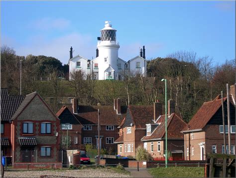 Lowestoft Lighthouse, 25/2/06 | John In Pink | Flickr