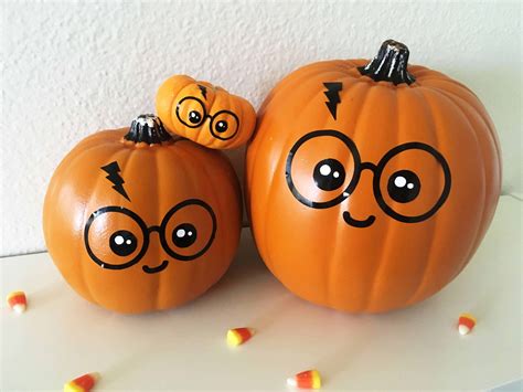 Easy DIY kawaii harry potter no carve pumpkin for halloween with free ...