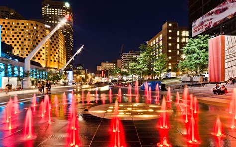 Quartier des Spectacles - Go! Montreal Tourism Guide