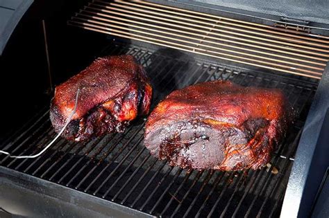 Slow Smoked Pulled Pork in the Pellet Grill and Smoker | Smoked pulled pork, Smoked food recipes ...