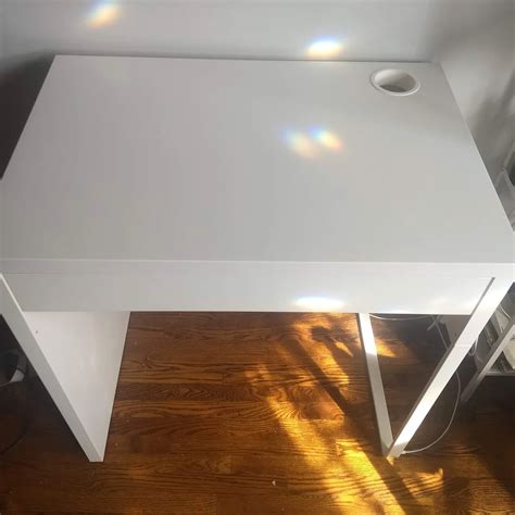 Ikea Micke desk in white | Bunz