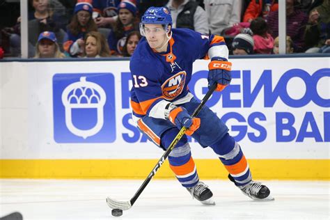 Mat Barzal Has Finally Become A Complete Center - Drive4Five