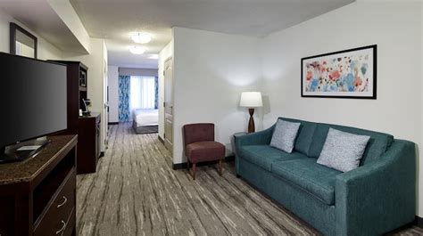 Book Your Stay at Our Merrillville, Indiana Hotel | Hilton Garden Inn