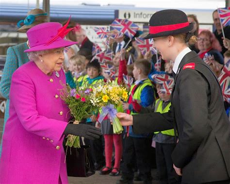 Royal Family Around the World: Her Majesty The Queen Arrives At ...