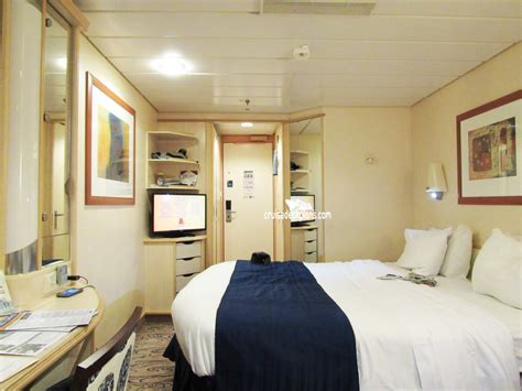 Explorer of the Seas Promenade View Interior Stateroom Details