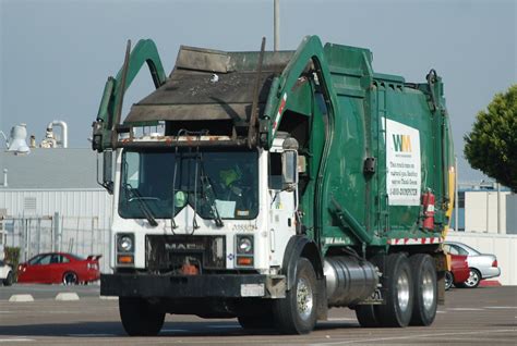 WASTE MANAGEMENT (WM) TRUCK | Navymailman | Flickr