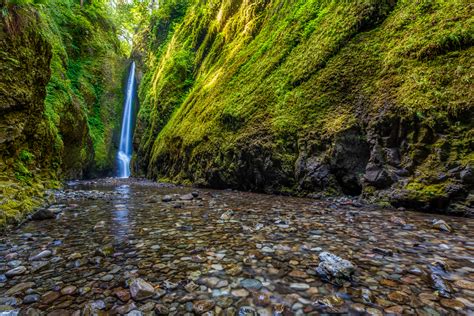 The Beautiful Columbia River Gorge Waterfalls | Vine Vera Stores