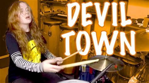 Devil Town - Cavetown - Drum Cover Acordes - Chordify